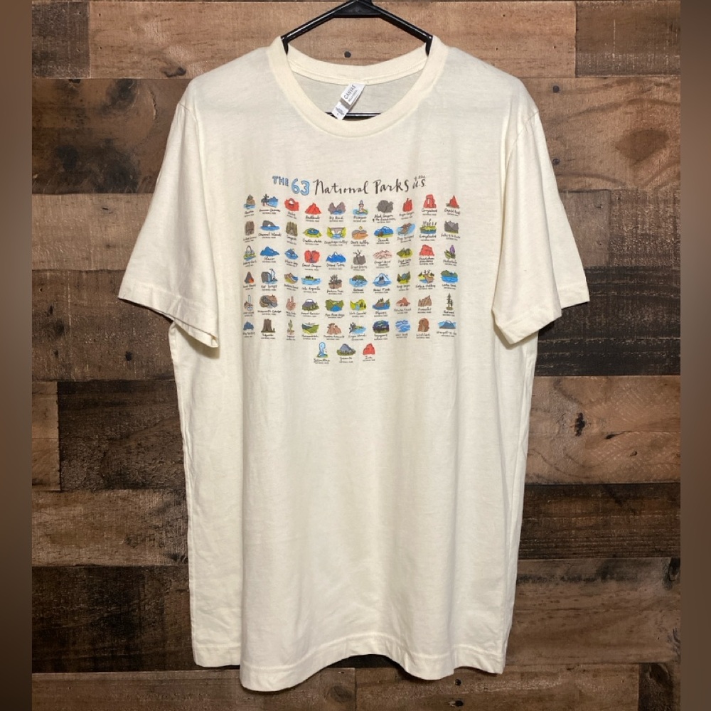 The 63 National Parks of the US T-Shirt Size L Yosemite Zion Yellowstone